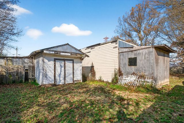 209 Pine Grove Rd, Smithville, TN 37166