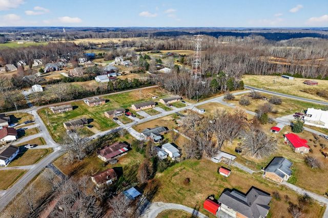 209 Pine Grove Rd, Smithville, TN 37166