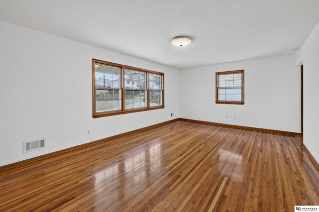 6634 Nebraska Avenue, Omaha, NE 68104