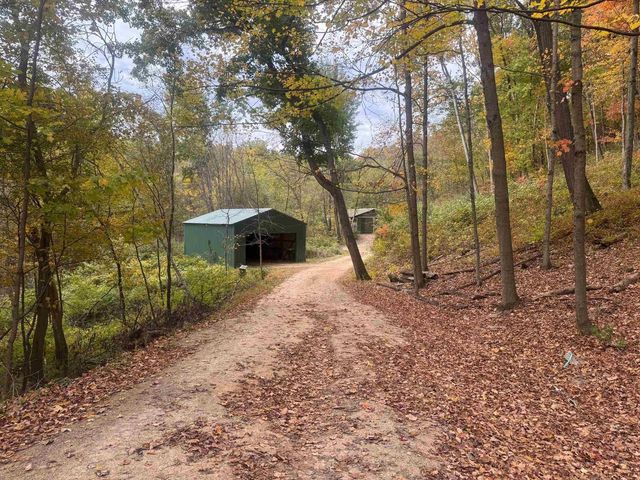 22495 County Hwy DD Road, Richland Center, WI 53581