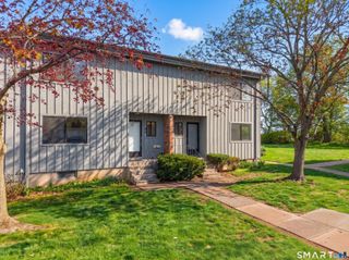 32 Webster Court 32, Newington, CT 06111