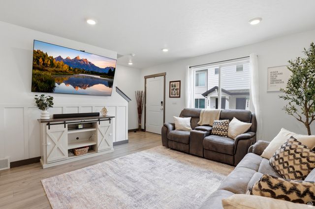 3887 S SEDIMENT HILL DR, Magna, UT 84044