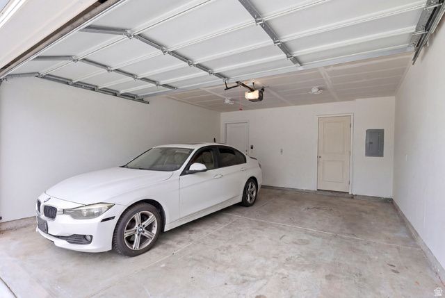 3887 S SEDIMENT HILL DR, Magna, UT 84044