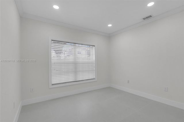7482 NW 21st Ct, Pembroke Pines, FL 33024