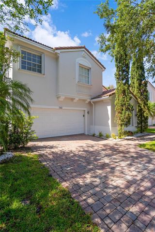 7482 NW 21st Ct, Pembroke Pines, FL 33024