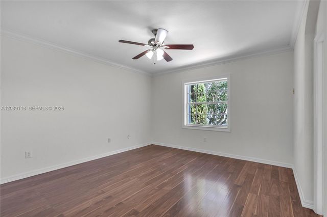 7482 NW 21st Ct, Pembroke Pines, FL 33024