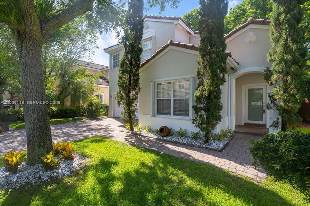 7482 NW 21st Ct, Pembroke Pines, FL 33024