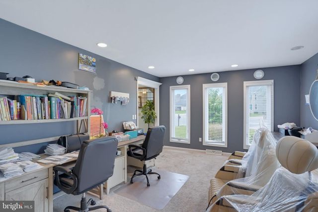 7 MICHAEL CT, Dover, DE 19904