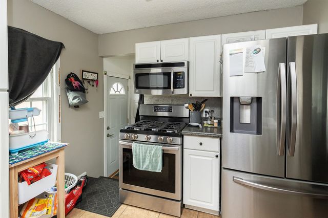 2830 NE 51st Court, Des Moines, IA 50317