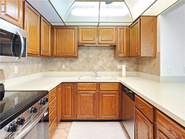 1326 S Brandywine CIR 4, Fort Myers, FL 33919