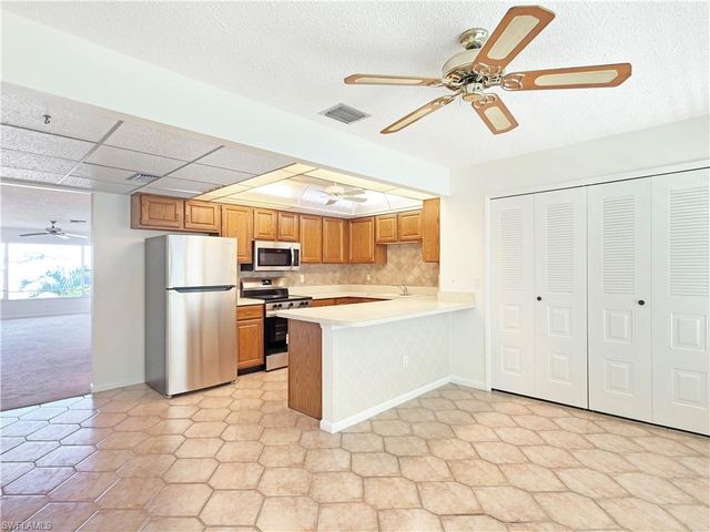 1326 S Brandywine CIR 4, Fort Myers, FL 33919