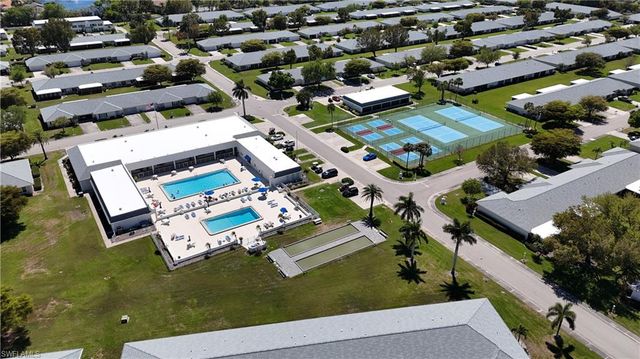 1326 S Brandywine CIR 4, Fort Myers, FL 33919