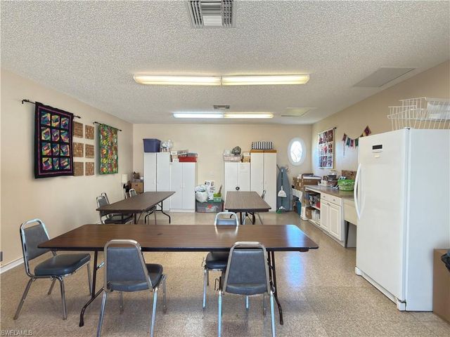 1326 S Brandywine CIR 4, Fort Myers, FL 33919