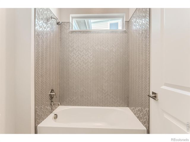 2050 Ballyneal Drive, Fort Collins, CO 80524