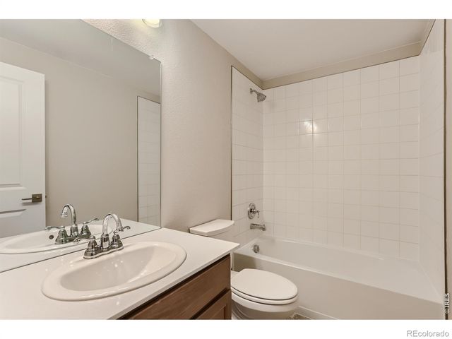 2050 Ballyneal Drive, Fort Collins, CO 80524