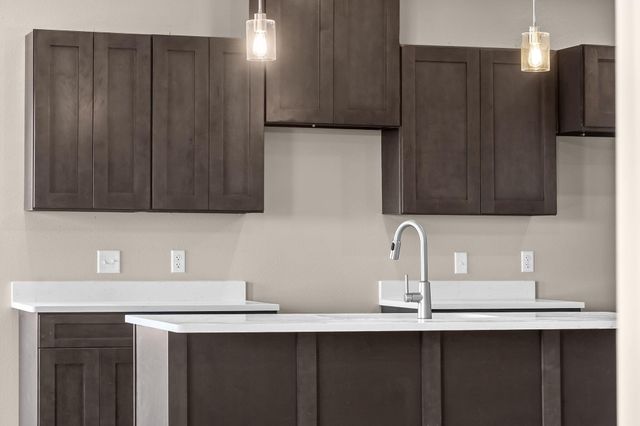 157 S Shining Mountain Drive, Cape Fair, MO 65624