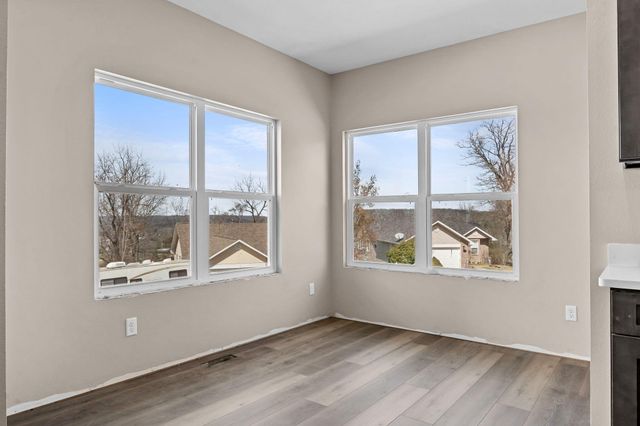 157 S Shining Mountain Drive, Cape Fair, MO 65624