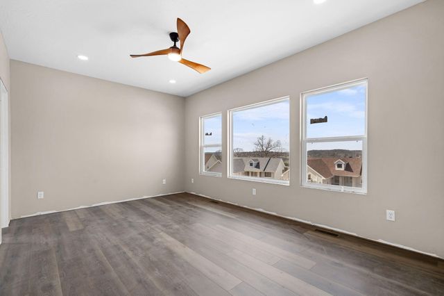 157 S Shining Mountain Drive, Cape Fair, MO 65624