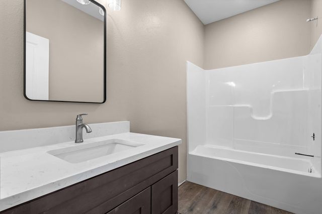 157 S Shining Mountain Drive, Cape Fair, MO 65624