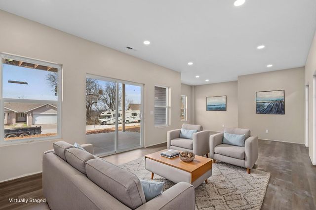 157 S Shining Mountain Drive, Cape Fair, MO 65624