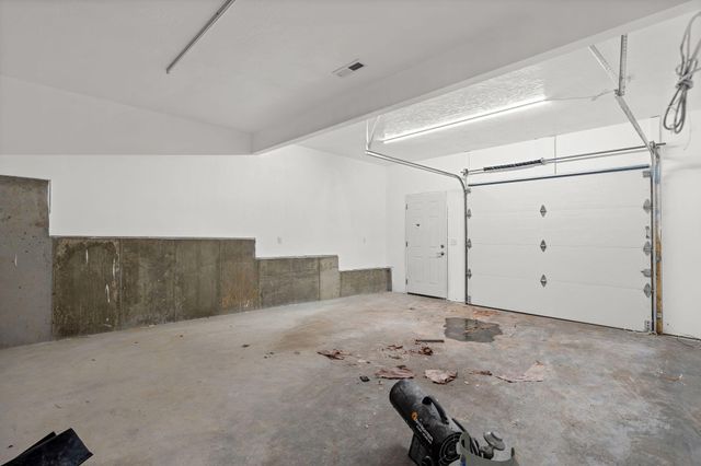 157 S Shining Mountain Drive, Cape Fair, MO 65624