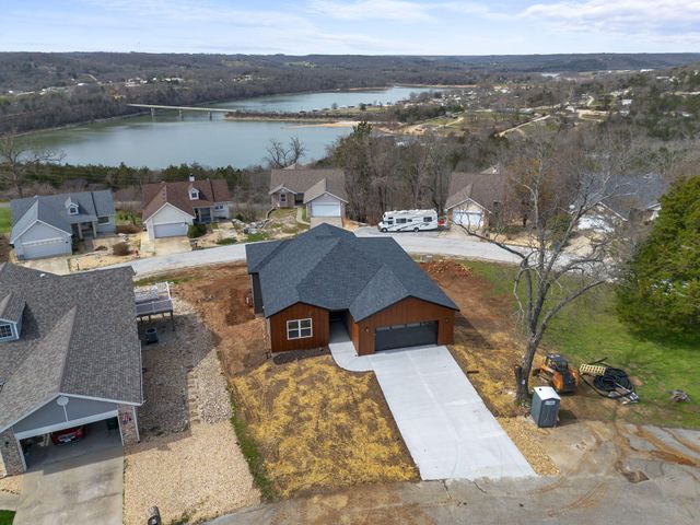 157 S Shining Mountain Drive, Cape Fair, MO 65624