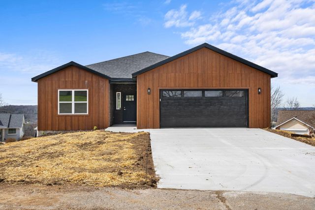 157 S Shining Mountain Drive, Cape Fair, MO 65624