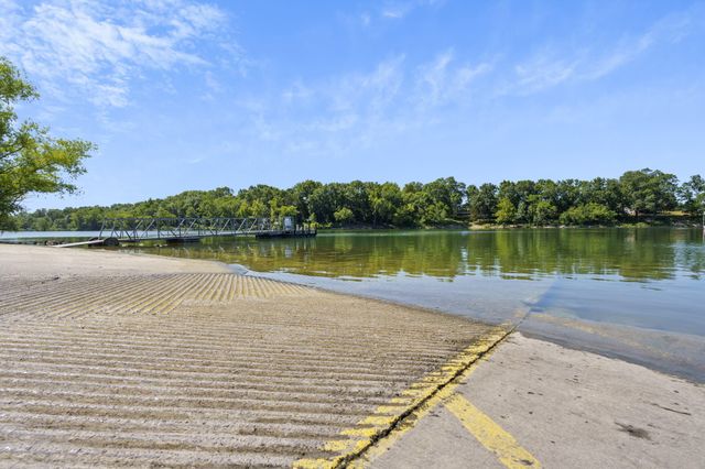 157 S Shining Mountain Drive, Cape Fair, MO 65624