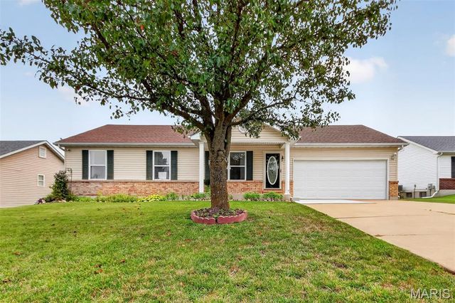 54 Spring Hill Circle, Wright City, MO 63390