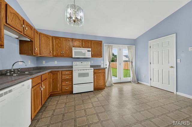 54 Spring Hill Circle, Wright City, MO 63390