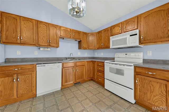 54 Spring Hill Circle, Wright City, MO 63390