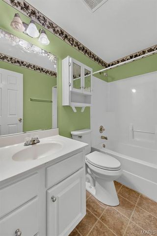 54 Spring Hill Circle, Wright City, MO 63390