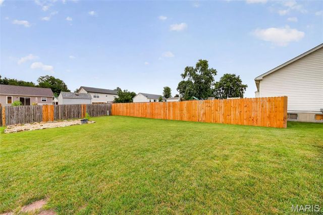 54 Spring Hill Circle, Wright City, MO 63390
