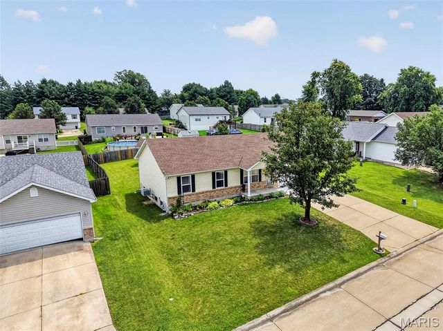 54 Spring Hill Circle, Wright City, MO 63390
