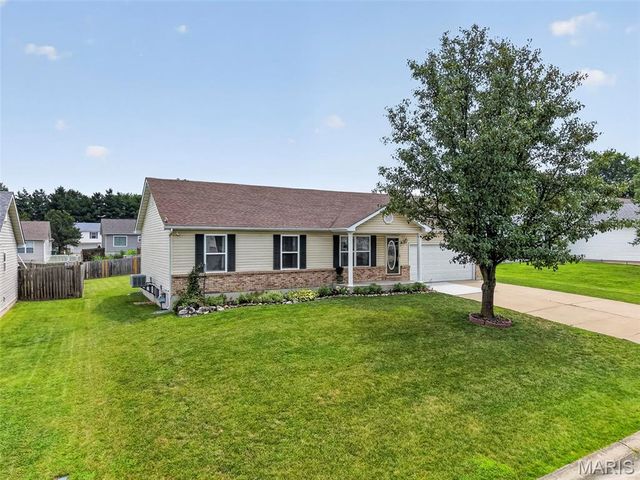 54 Spring Hill Circle, Wright City, MO 63390
