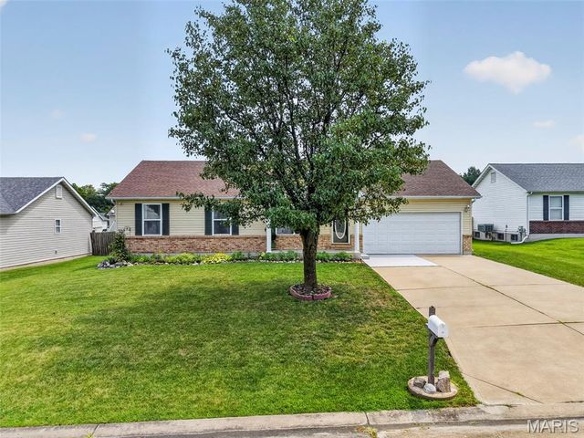 54 Spring Hill Circle, Wright City, MO 63390
