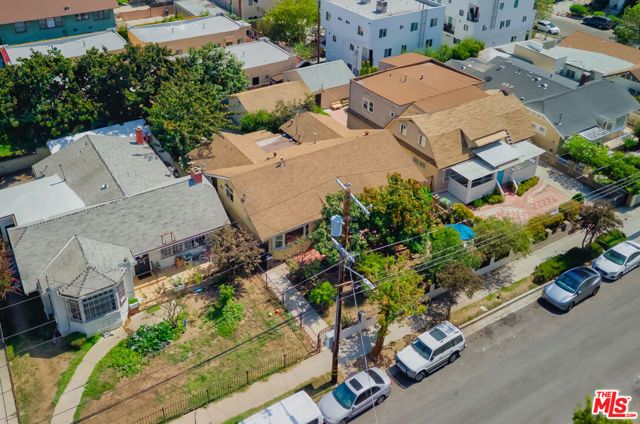 2304 S La Salle Avenue, Los Angeles, CA 90018
