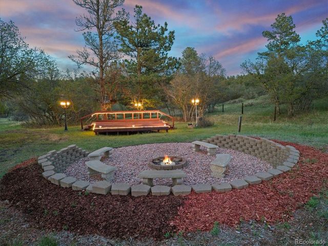 6886 Village Rd, Parker, CO 80134