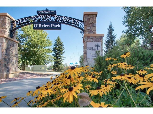 6886 Village Rd, Parker, CO 80134
