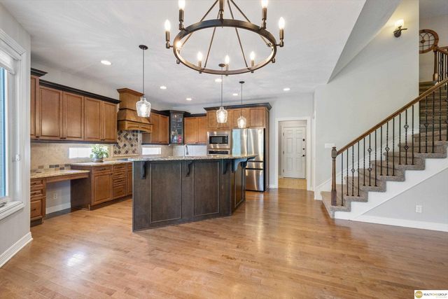 1519 S 192nd Avenue Circle, Omaha, NE 68130