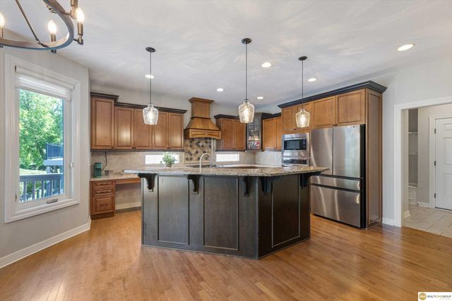 1519 S 192nd Avenue Circle, Omaha, NE 68130