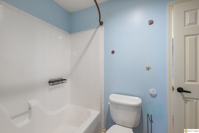 1519 S 192nd Avenue Circle, Omaha, NE 68130