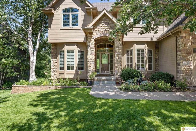 1519 S 192nd Avenue Circle, Omaha, NE 68130