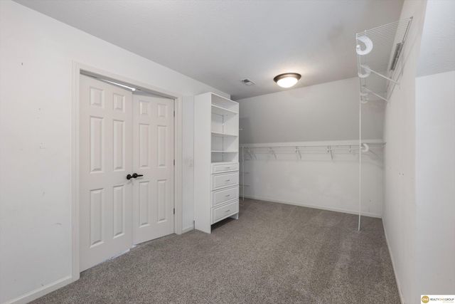 1519 S 192nd Avenue Circle, Omaha, NE 68130