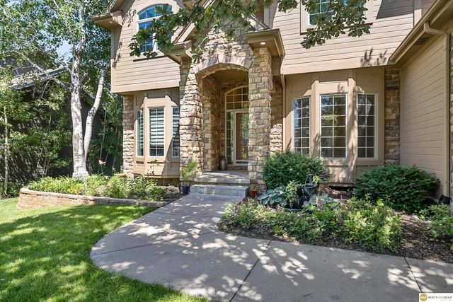 1519 S 192nd Avenue Circle, Omaha, NE 68130