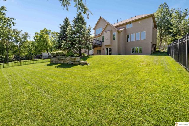 1519 S 192nd Avenue Circle, Omaha, NE 68130