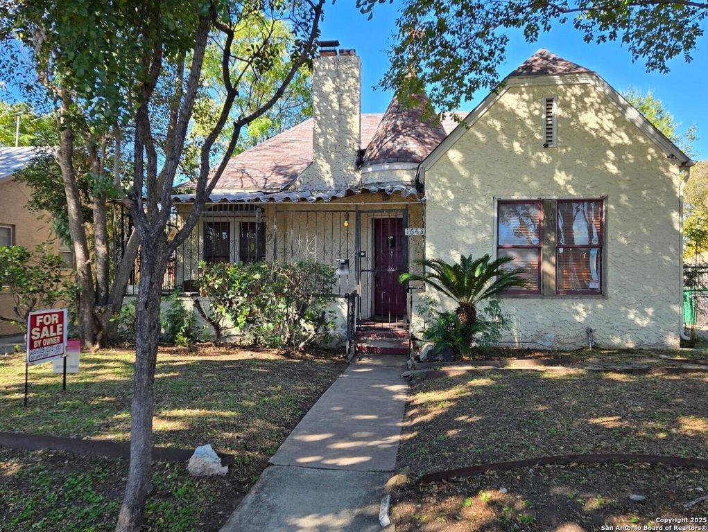 1643 rosewood, San Antonio, TX 78201