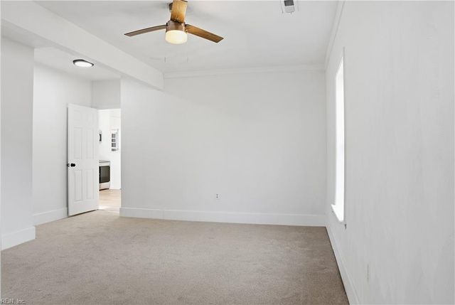 146 Pear AVE, Hampton, VA 23661