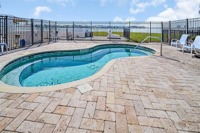 4900 BRITTANY DRIVE S 1405, St Petersburg, FL 33715