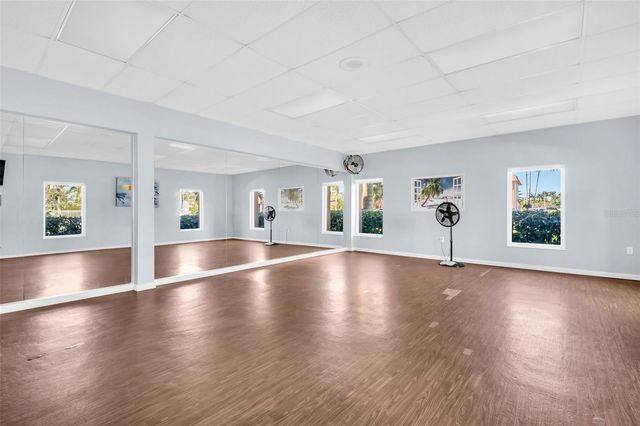 4900 BRITTANY DRIVE S 1405, St Petersburg, FL 33715